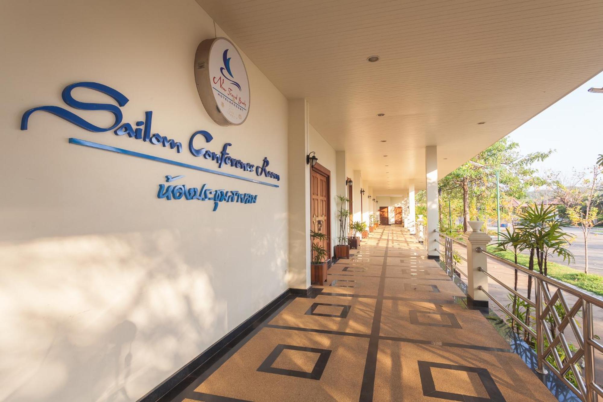 New Travel Beach Hotel & Resort Pantai Chao Lao Bagian luar foto