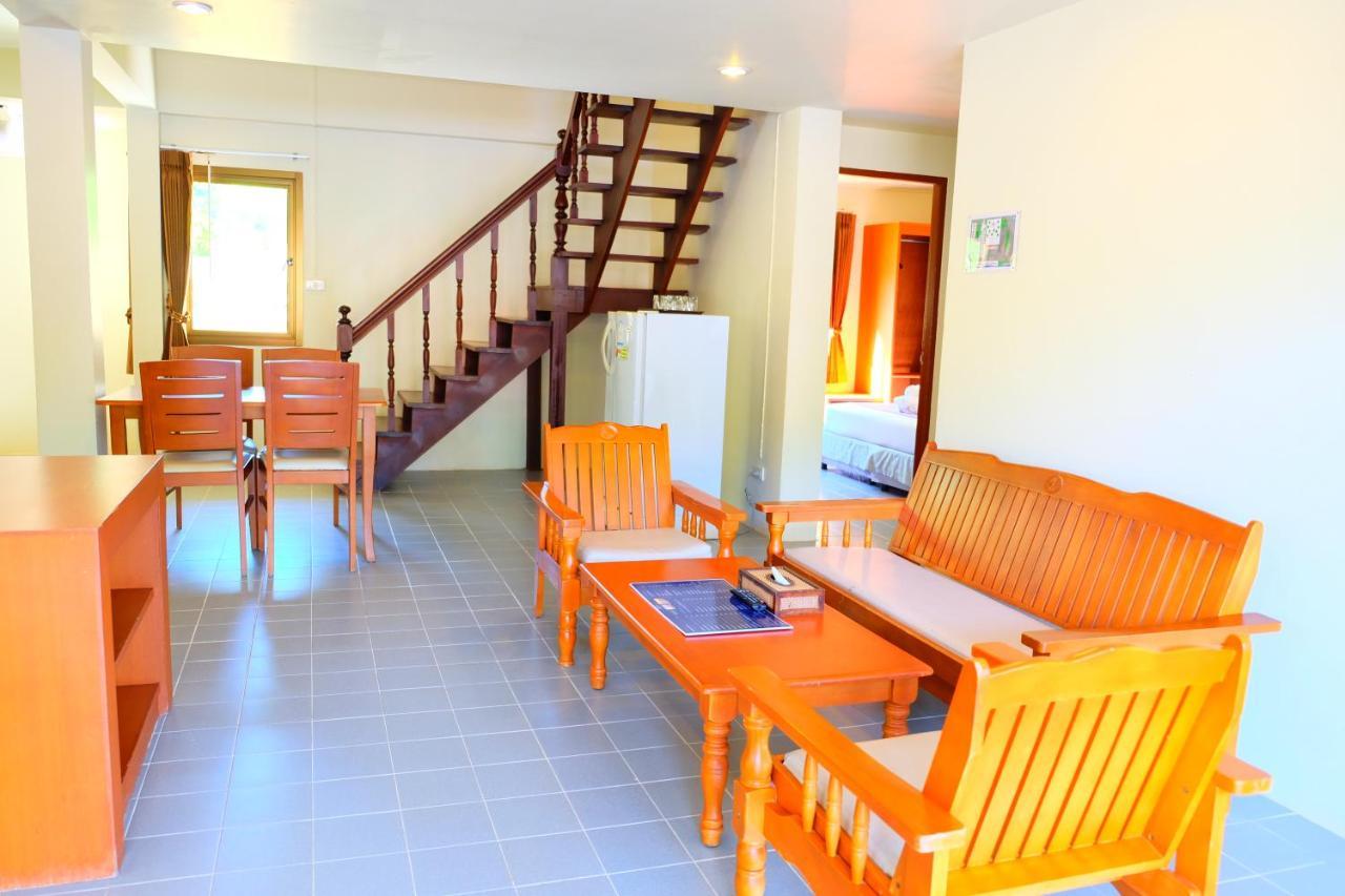 New Travel Beach Hotel & Resort Pantai Chao Lao Bagian luar foto